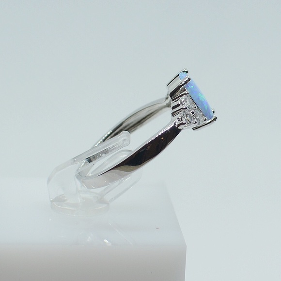 925 Sterling Silver Oval Light Blue Fire Opal Ring - Picture 3 of 5